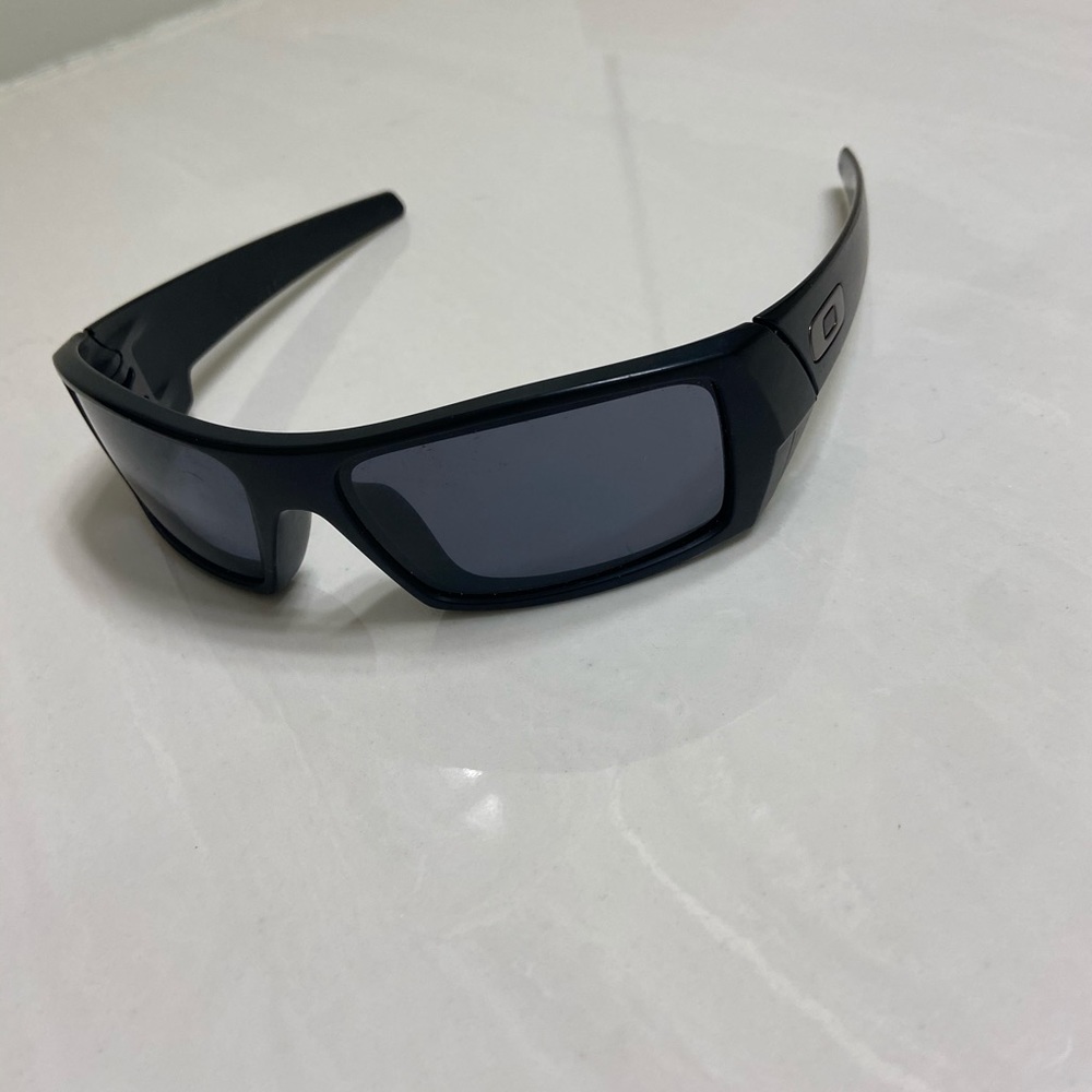 Barely warn Oakley Sunglasses